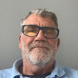 Logo Marco Van Den Berg